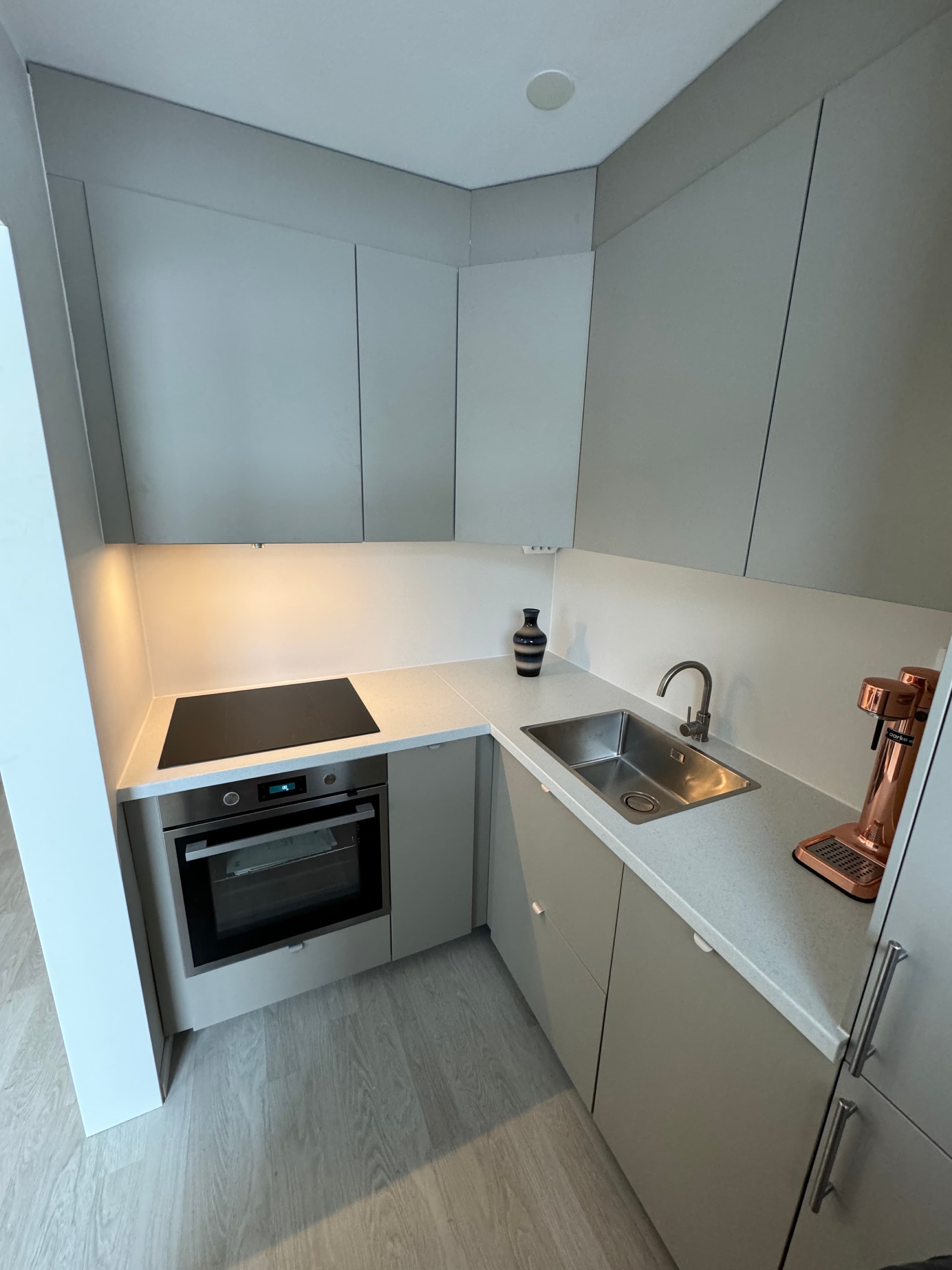Omslagsbild för Totalrenovering av en 1:a på 41 m² i Bosvedjan – från sliten till stilren